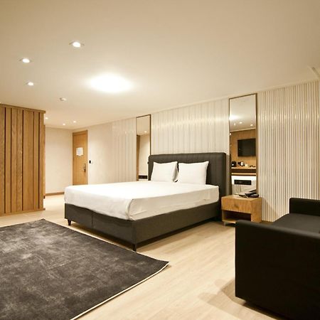 Xloft Hotel Istanbul Bagian luar foto